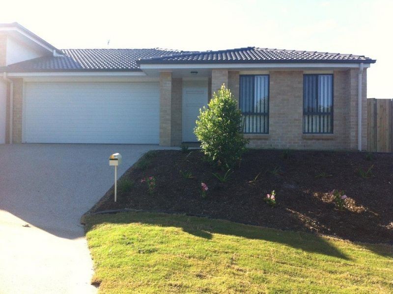 2/61 Diamantina Circuit, Pacific Pines QLD 4211