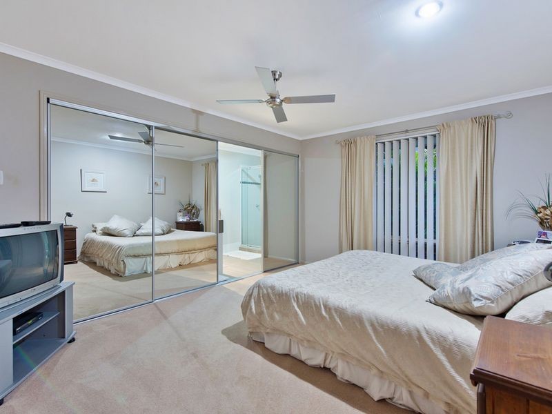 85 Roberts Drive, Maudsland QLD 4210