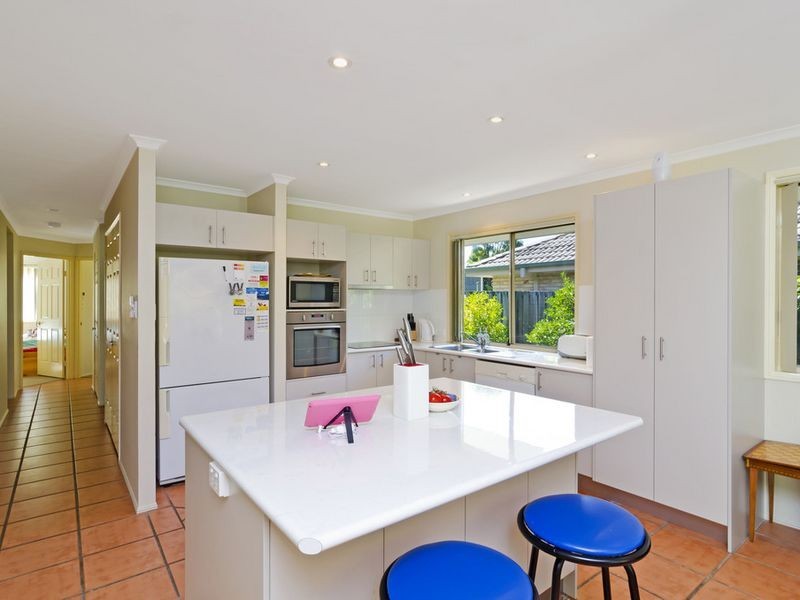 3 Gambier Crescent, Pacific Pines QLD 4211