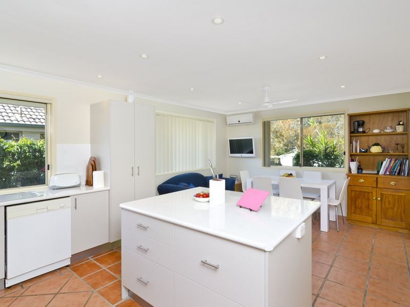 3 Gambier Crescent, Pacific Pines QLD 4211