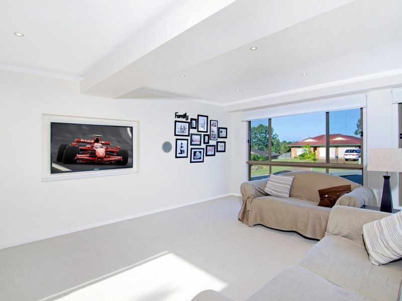 4 Edgemount Court, Oxenford QLD 4210