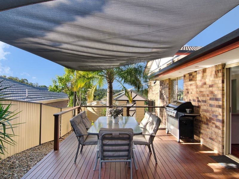 4 Edgemount Court, Oxenford QLD 4210