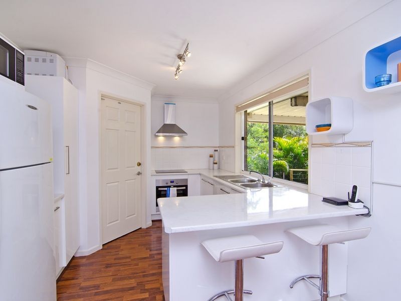 8 Jane Lane, Oxenford QLD 4210