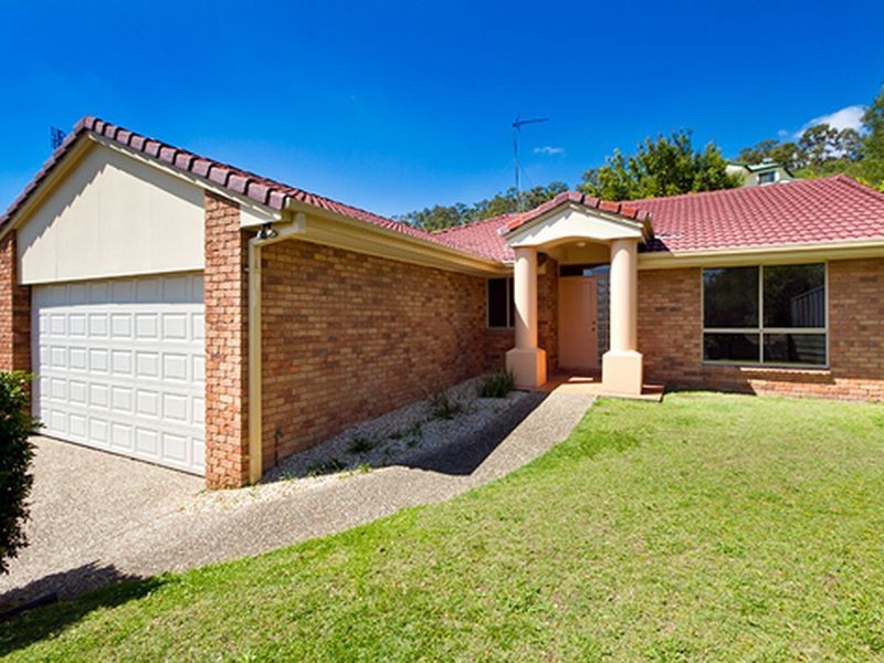 6 Gould Place, Pacific Pines QLD 4211