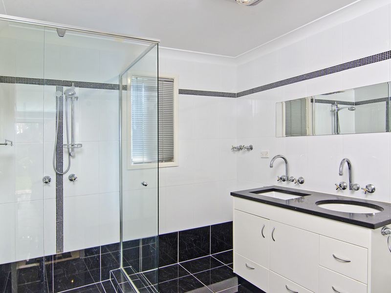7 Peony Way, Gaven QLD 4211