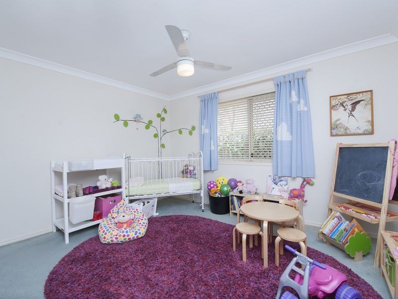 7 Stromlo Court, Pacific Pines QLD 4211