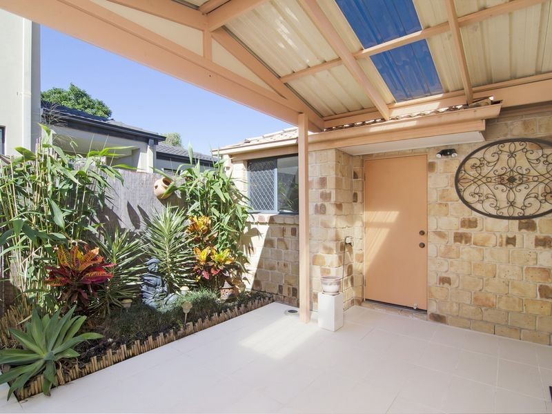 1/2 Jayden Place, Molendinar QLD 4214