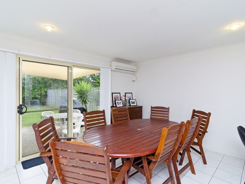 26 Molokai Crescent, Pacific Pines QLD 4211