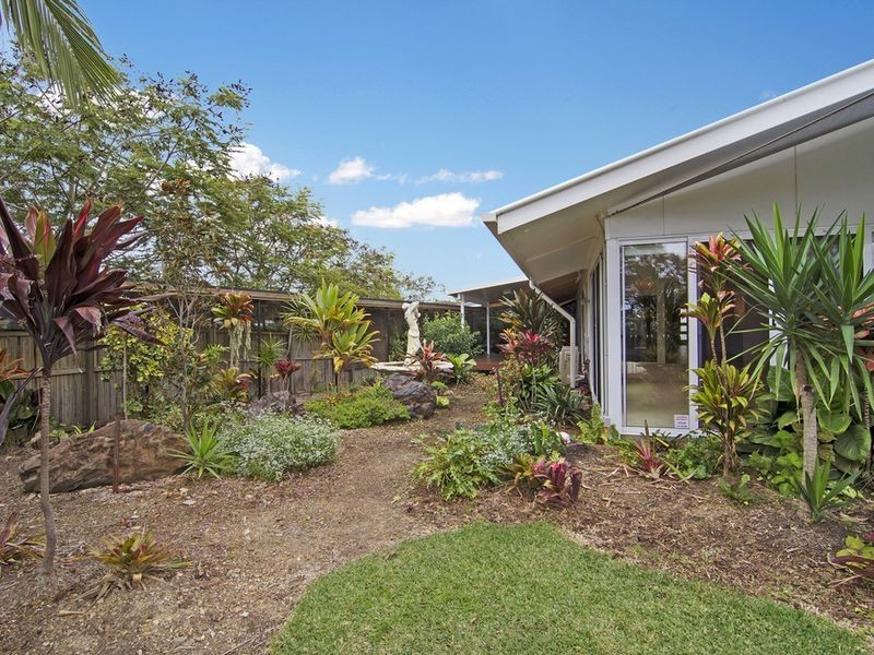3 Salvado Drive, Pacific Pines QLD 4211