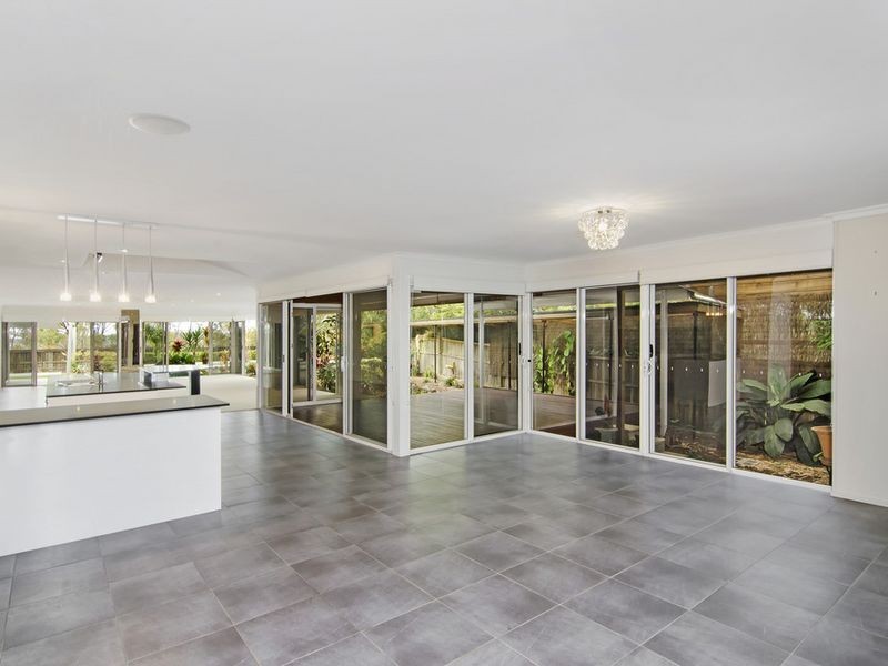 3 Salvado Drive, Pacific Pines QLD 4211