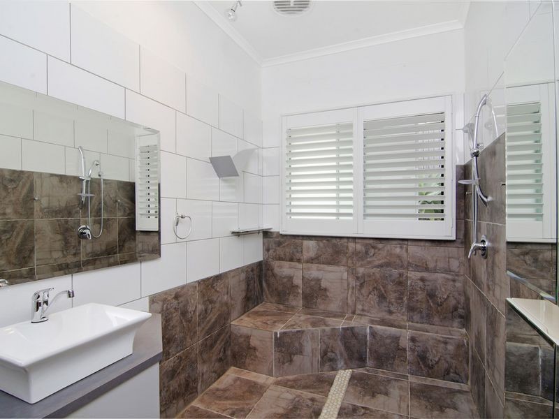 3 Salvado Drive, Pacific Pines QLD 4211