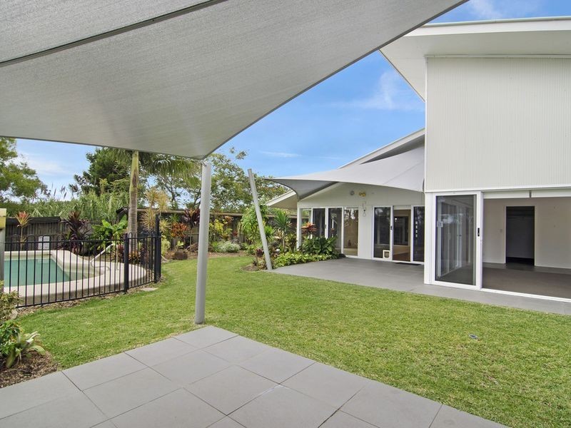 3 Salvado Drive, Pacific Pines QLD 4211