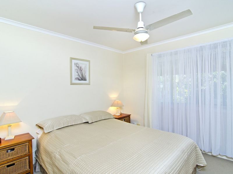 1/8 Metro Crescent, Oxenford QLD 4210