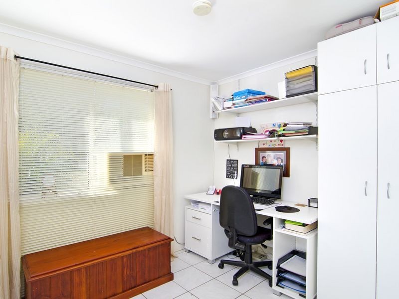 1/8 Metro Crescent, Oxenford QLD 4210