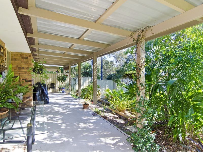 1/8 Metro Crescent, Oxenford QLD 4210