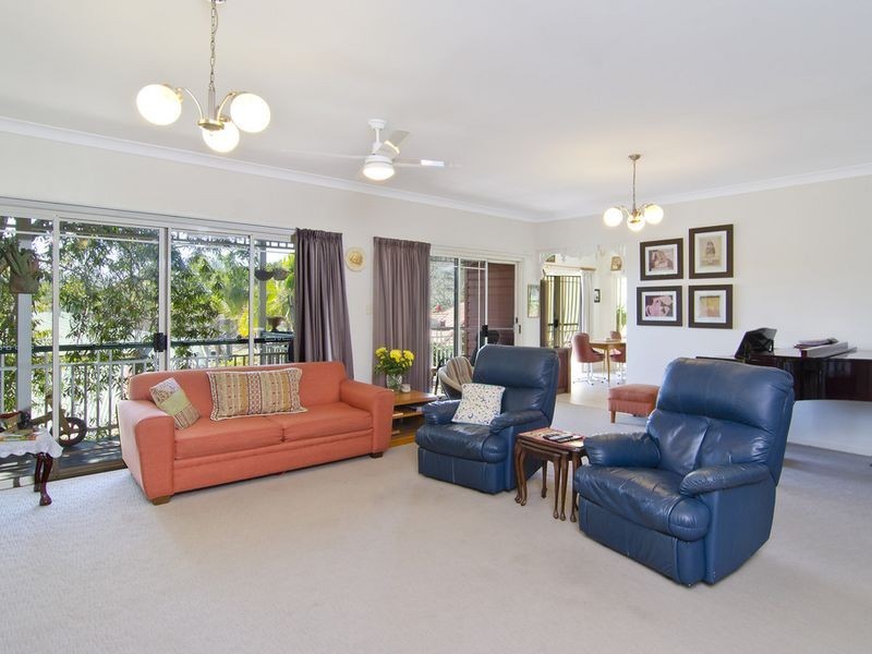 20 Pacific Pines Boulevard, Pacific Pines QLD 4211