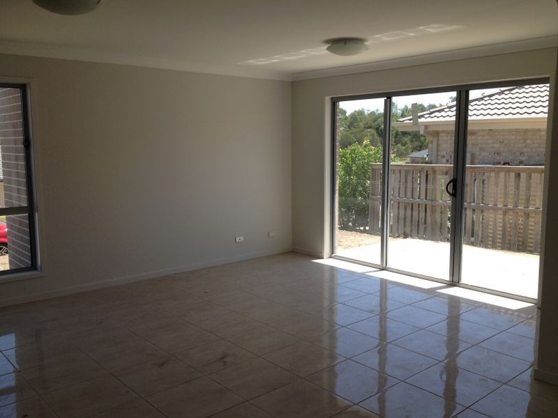 3/52 Hawkesbury Avenue, Pacific Pines QLD 4211