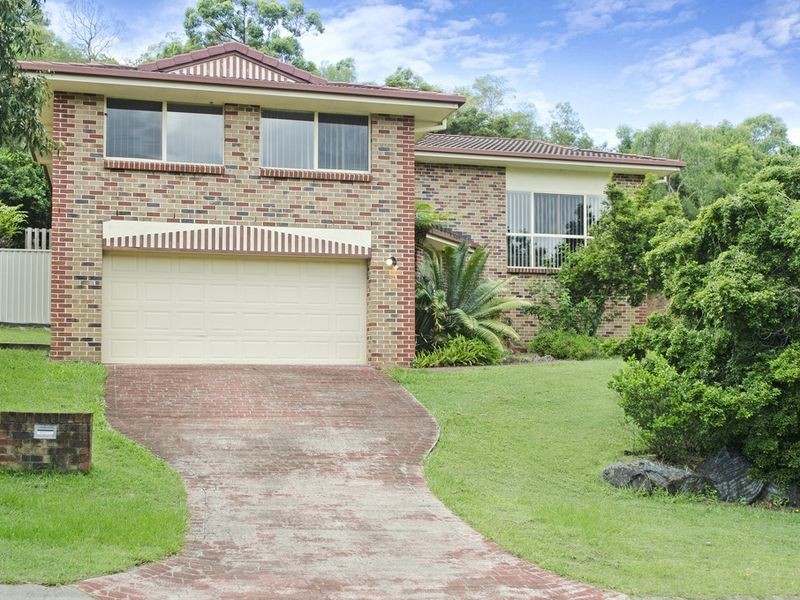 15 White Cap Close, Pacific Pines QLD 4211
