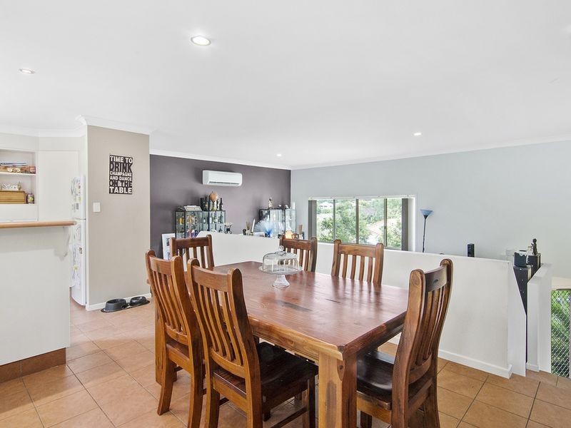 15 White Cap Close, Pacific Pines QLD 4211