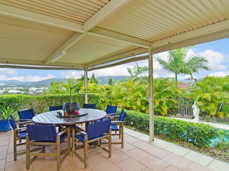 12 Cobbler Place, Pacific Pines QLD 4211