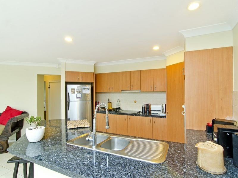 12 Cobbler Place, Pacific Pines QLD 4211