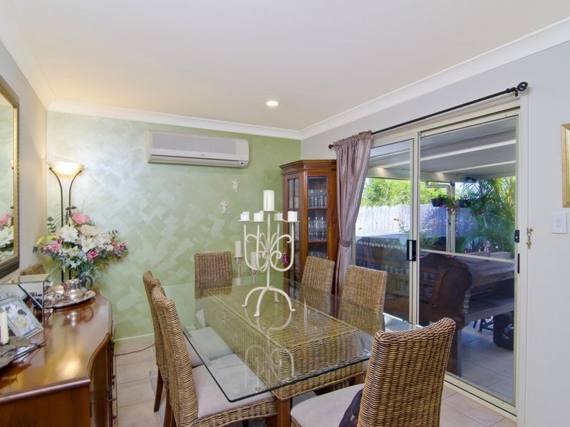 4 Rhiannon Drive, Ashmore QLD 4214