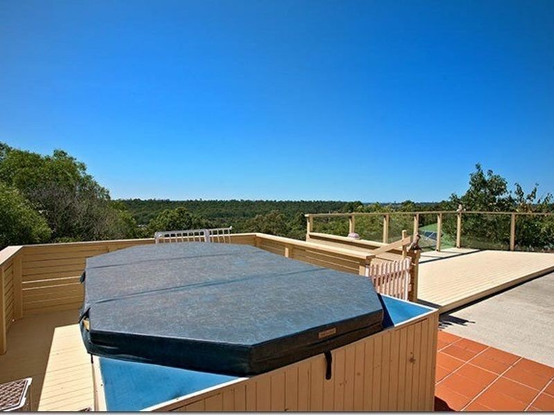 41 Crestridge Crescent, Oxenford QLD 4210