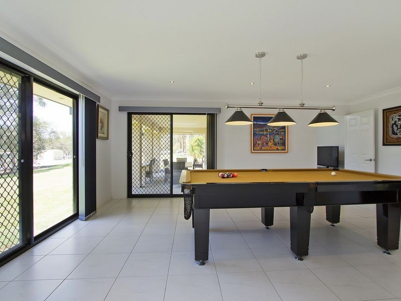 11 Cockatoo Court, Gaven QLD 4211