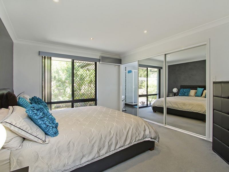 11 Cockatoo Court, Gaven QLD 4211