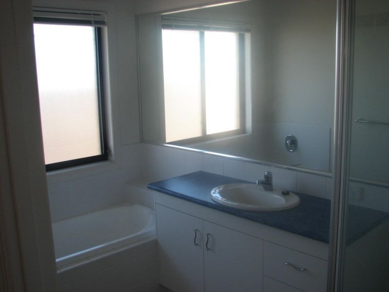 23 Augustus Street, Pacific Pines QLD 4211