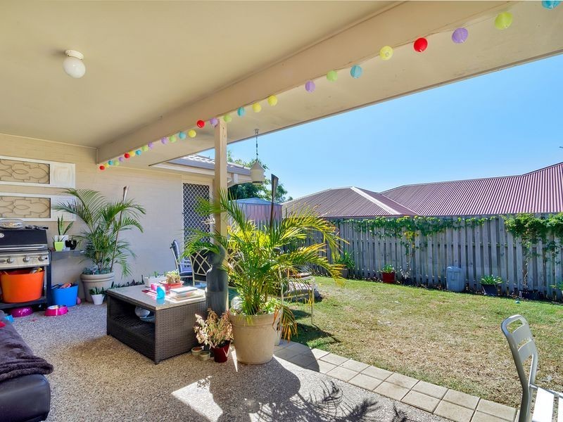 6 Ainslie Street, Pacific Pines QLD 4211