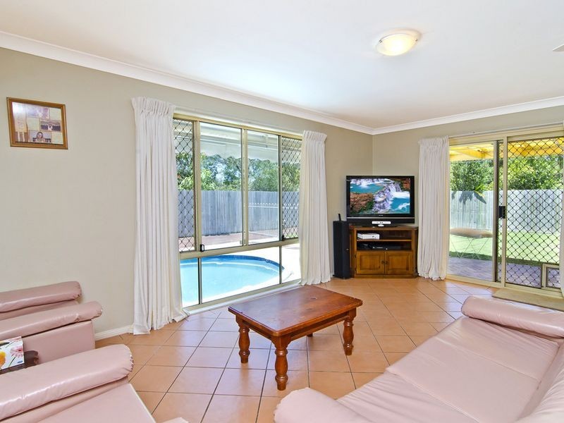 41 Capricorn Drive, Pacific Pines QLD 4211