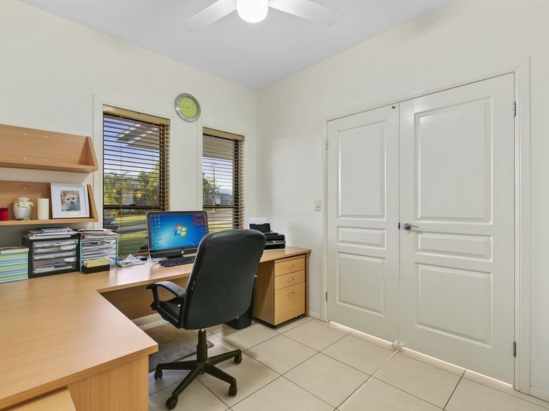 16 Ainslie Street, Pacific Pines QLD 4211