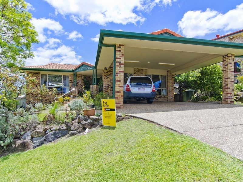 10 Crestridge Crescent, Oxenford QLD 4210