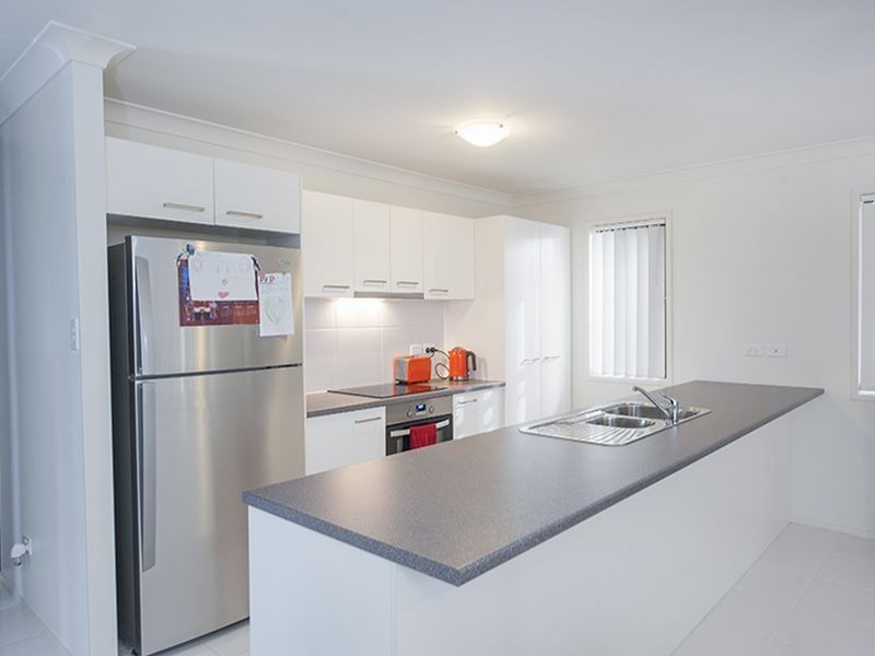 17/13 Rise Circuit, Pacific Pines QLD 4211