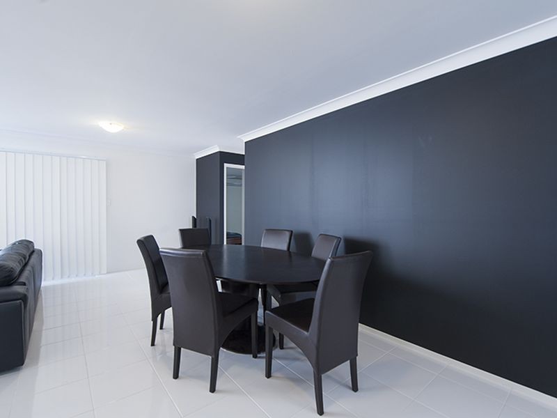 17/13 Rise Circuit, Pacific Pines QLD 4211