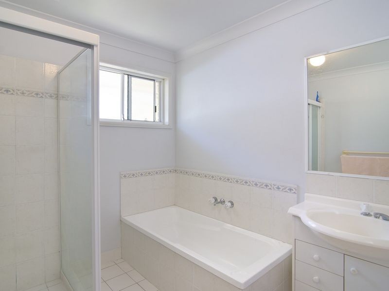 36 Crestridge Crescent, Oxenford QLD 4210