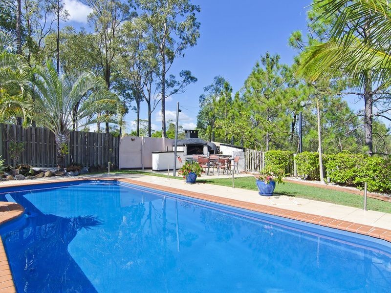 32 Austral Crescent, Pacific Pines QLD 4211