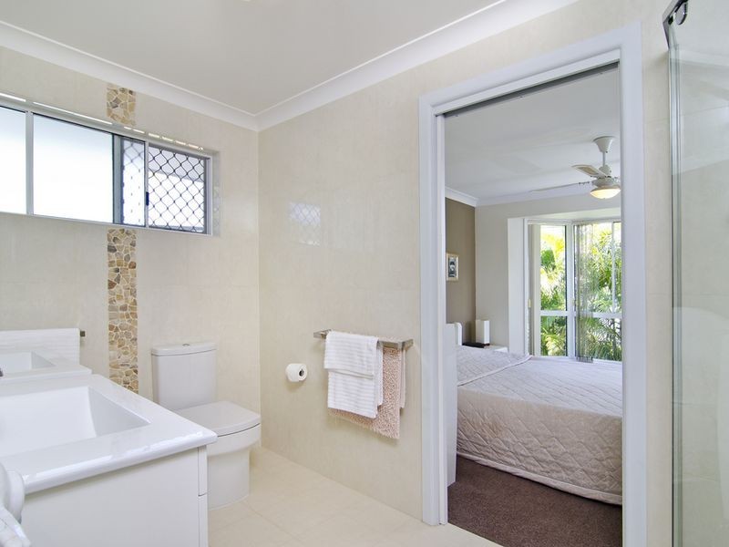 32 Austral Crescent, Pacific Pines QLD 4211