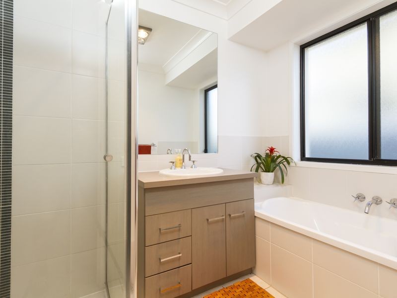 2 Appollo Place, Oxenford QLD 4210