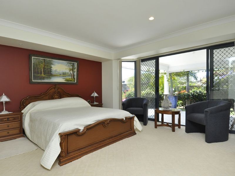 50 Carter Street, Pacific Pines QLD 4211