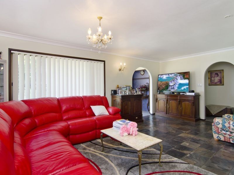 25 Lindfield Road, Helensvale QLD 4212