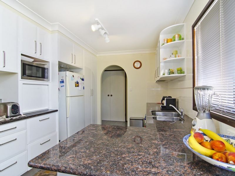 25 Lindfield Road, Helensvale QLD 4212