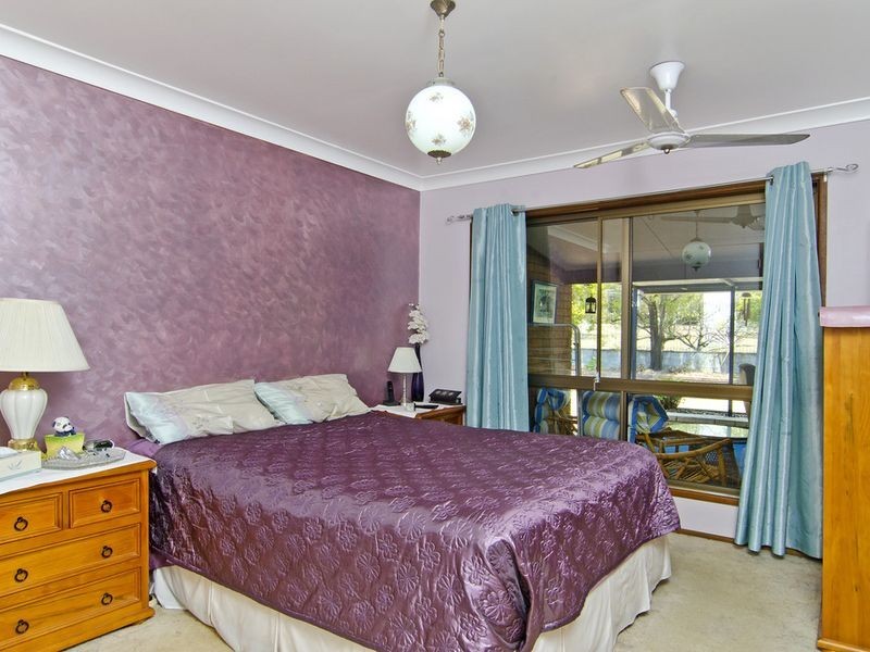 25 Lindfield Road, Helensvale QLD 4212