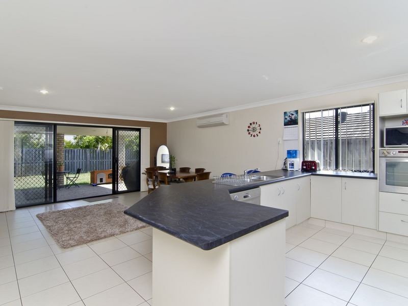 23 Shannonbrook Grove, Oxenford QLD 4210