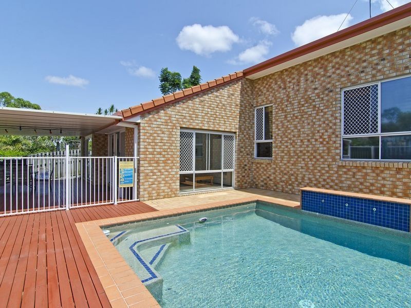 6 Nandi Terrace, Pacific Pines QLD 4211
