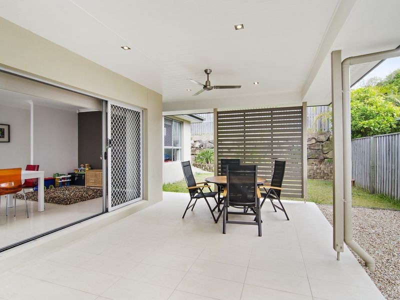 7 Twynam Mews, Pacific Pines QLD 4211