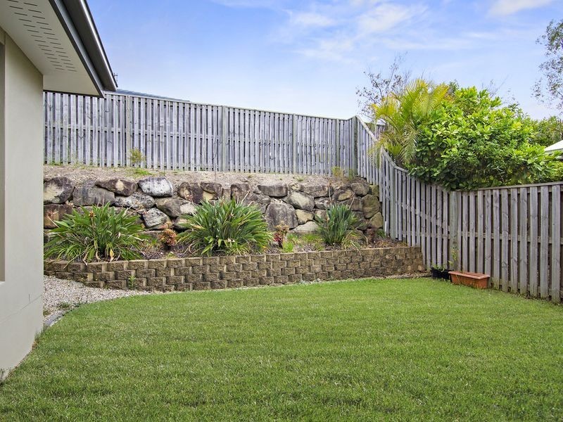 7 Twynam Mews, Pacific Pines QLD 4211