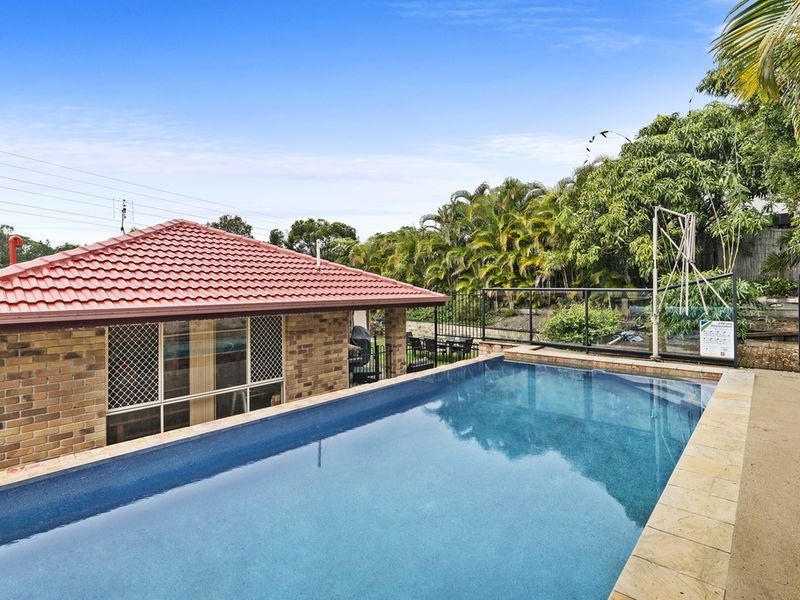 71 Pacific Pines Boulevard, Pacific Pines QLD 4211