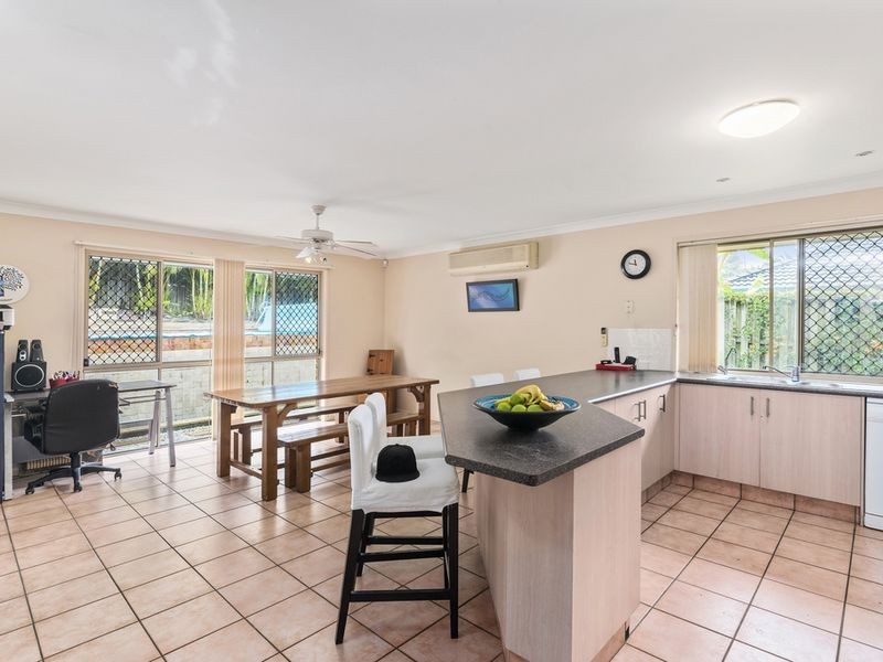 71 Pacific Pines Boulevard, Pacific Pines QLD 4211